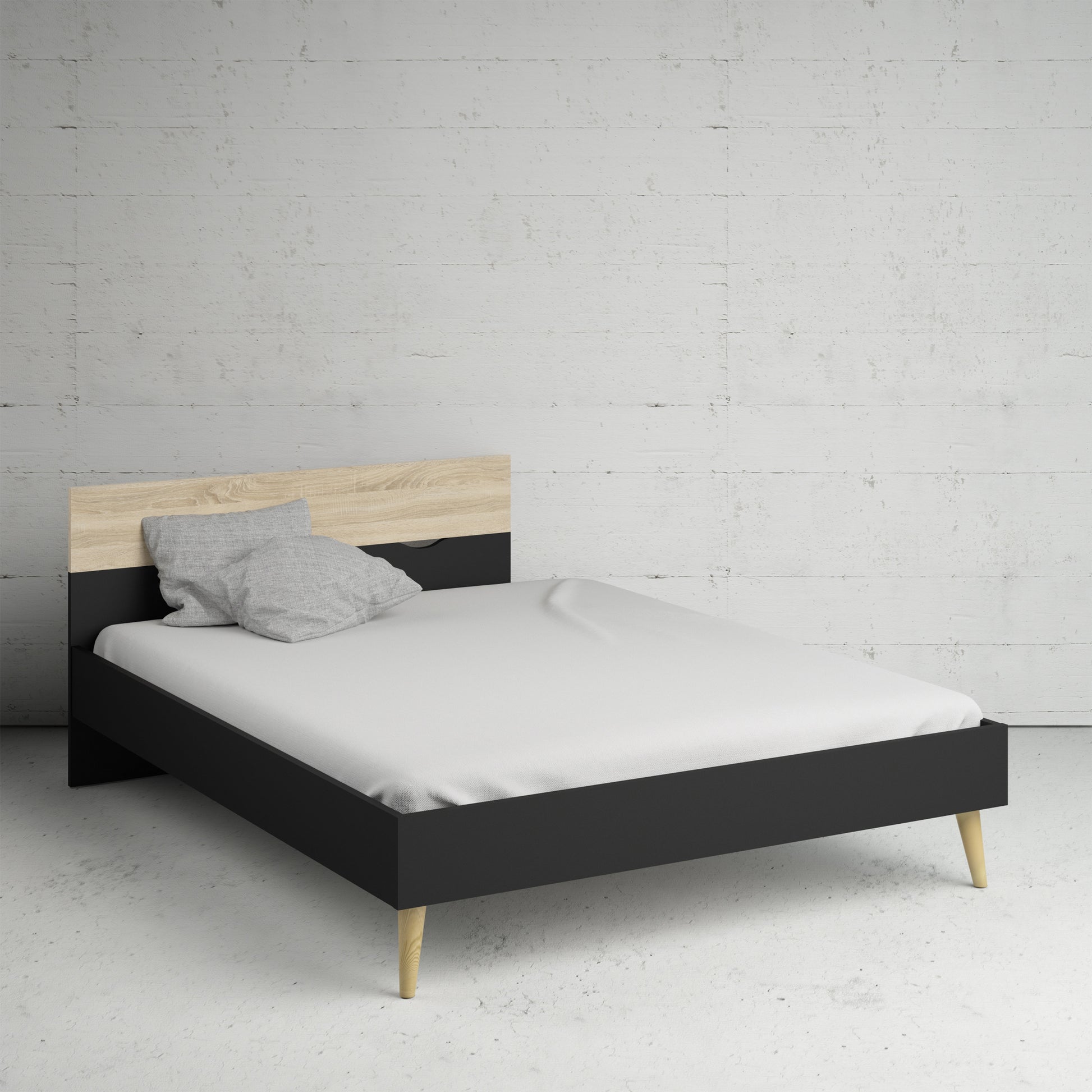 Oslo  Euro King Bed (160 x 200) in Black and Oak